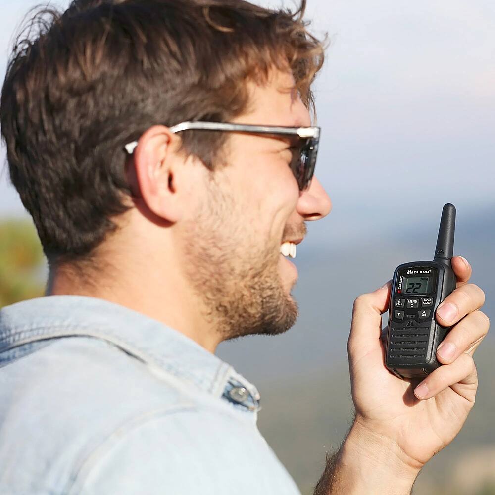 Alt View 15. Midland - X-TALKER T10 WALKIE TALKIE - Black.