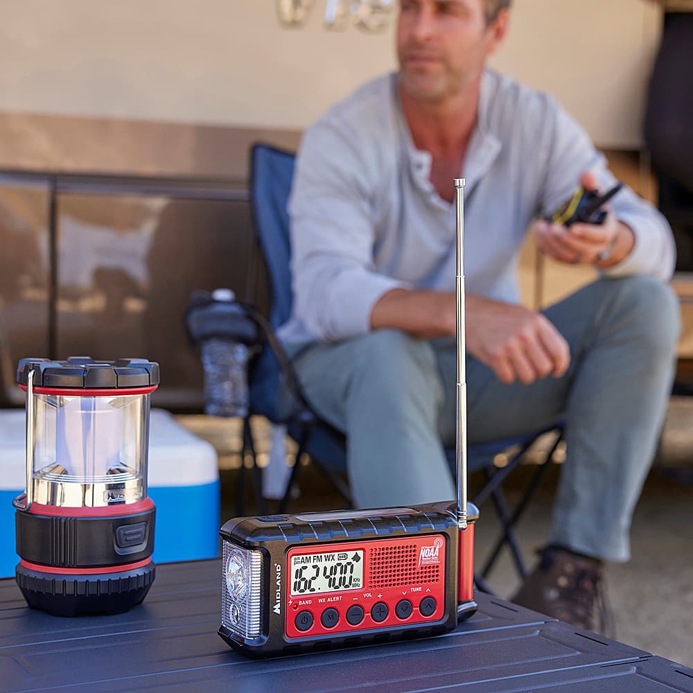 Alt View 13. Midland - E+READY Emergency Crank Weather Alert Radio - Black / Red.