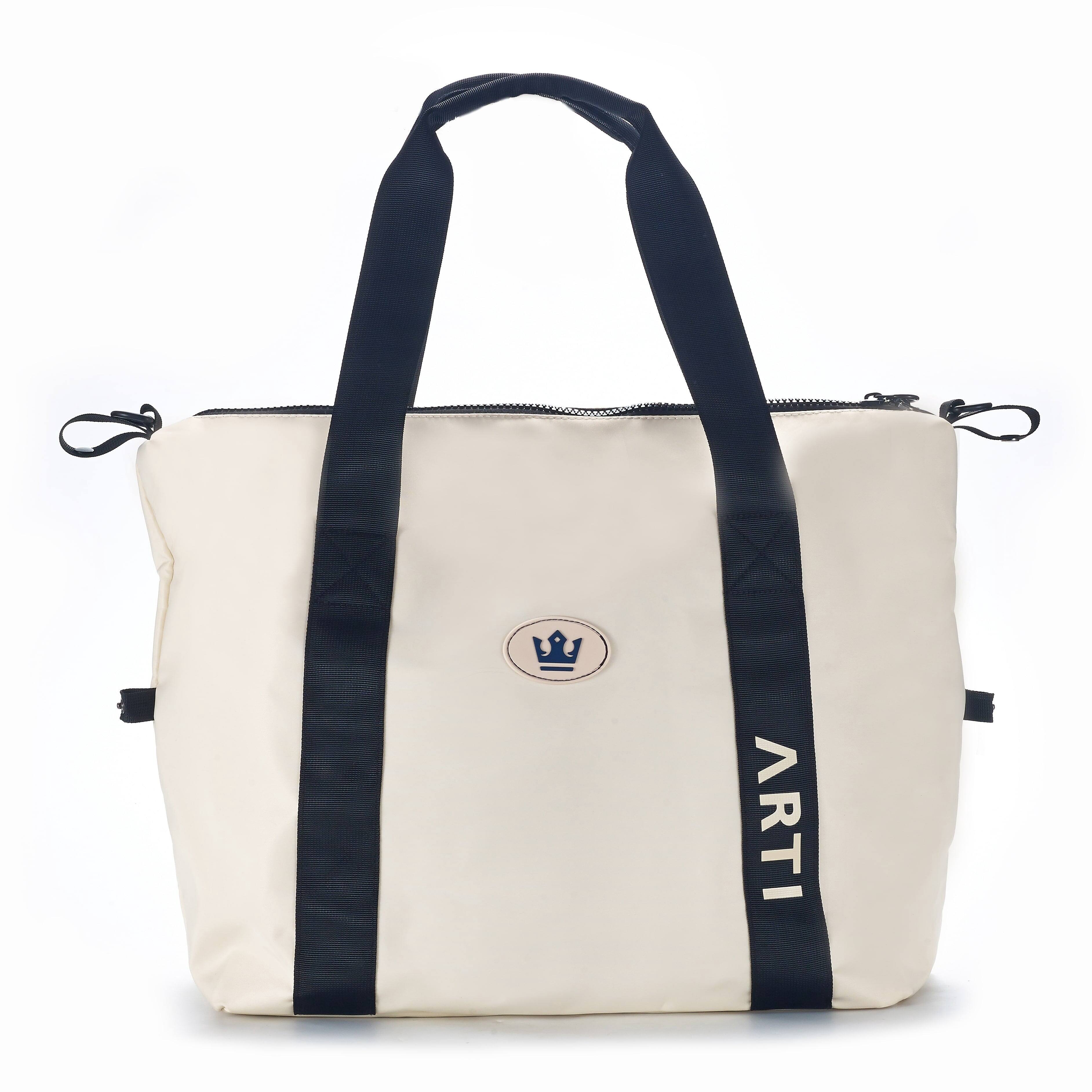 Left. ARTI - ARTI Duffle Bag, Cream - Cream.