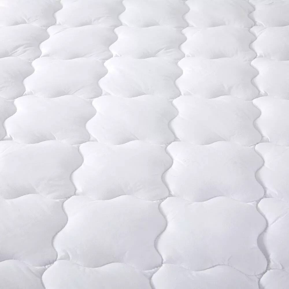 Left. Peace Nest - Peace Nest Clover Quilted Moisture-Wicking Mattress Pad, King - White.