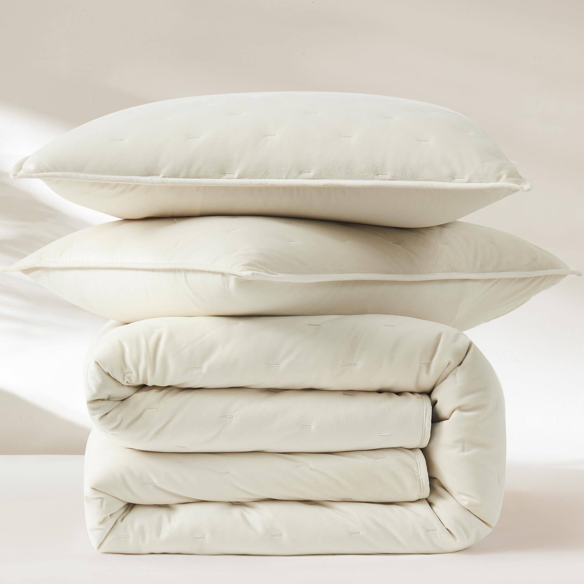 Alt View 2. Earthley Blooms - Quilt Set Cozy Bedding With Matching Shams Embroidered Design haven Fullqueen - Haven Cream-Full/Queen.