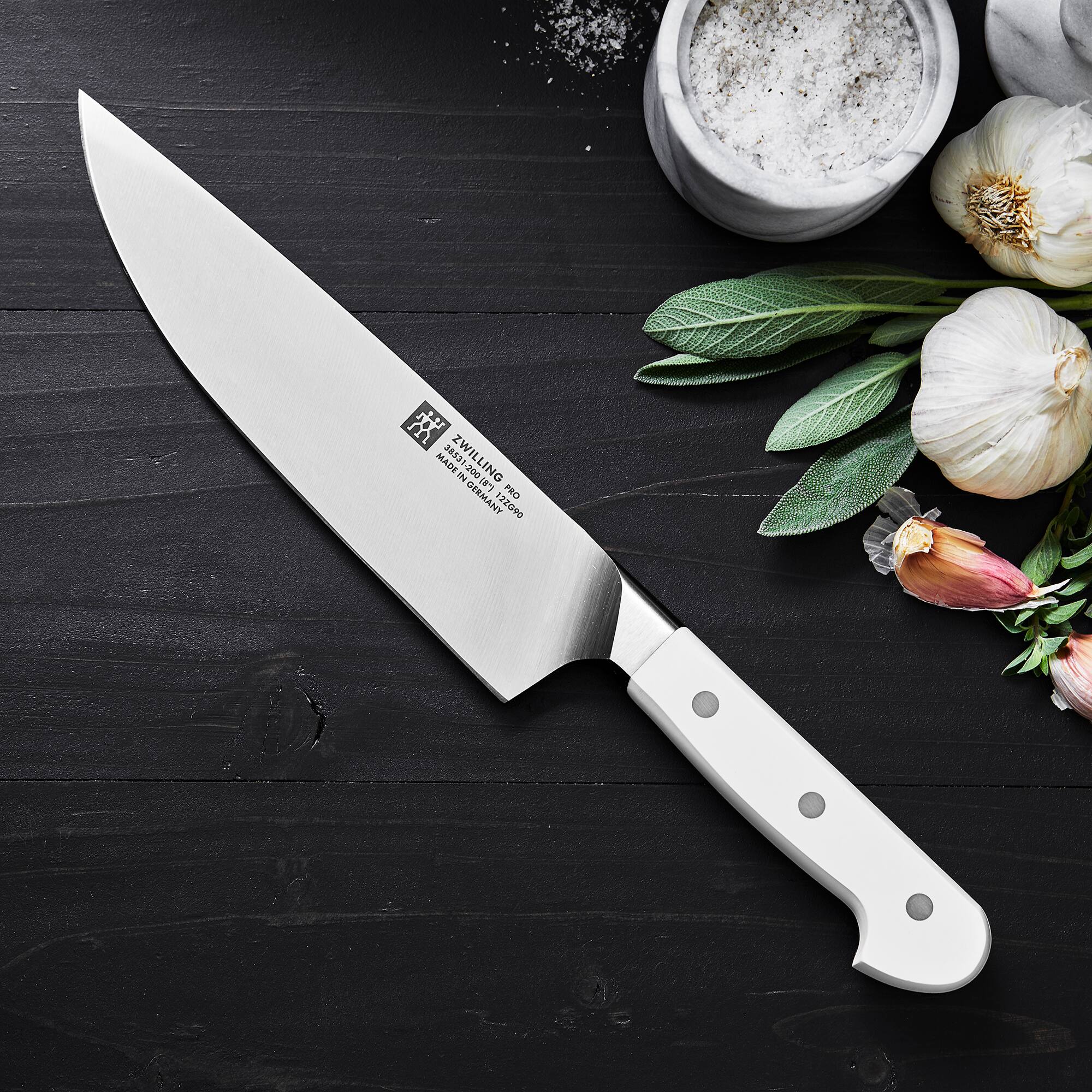 ZWILLING  
PRO  
1220P0  
MADE IN GERMANY