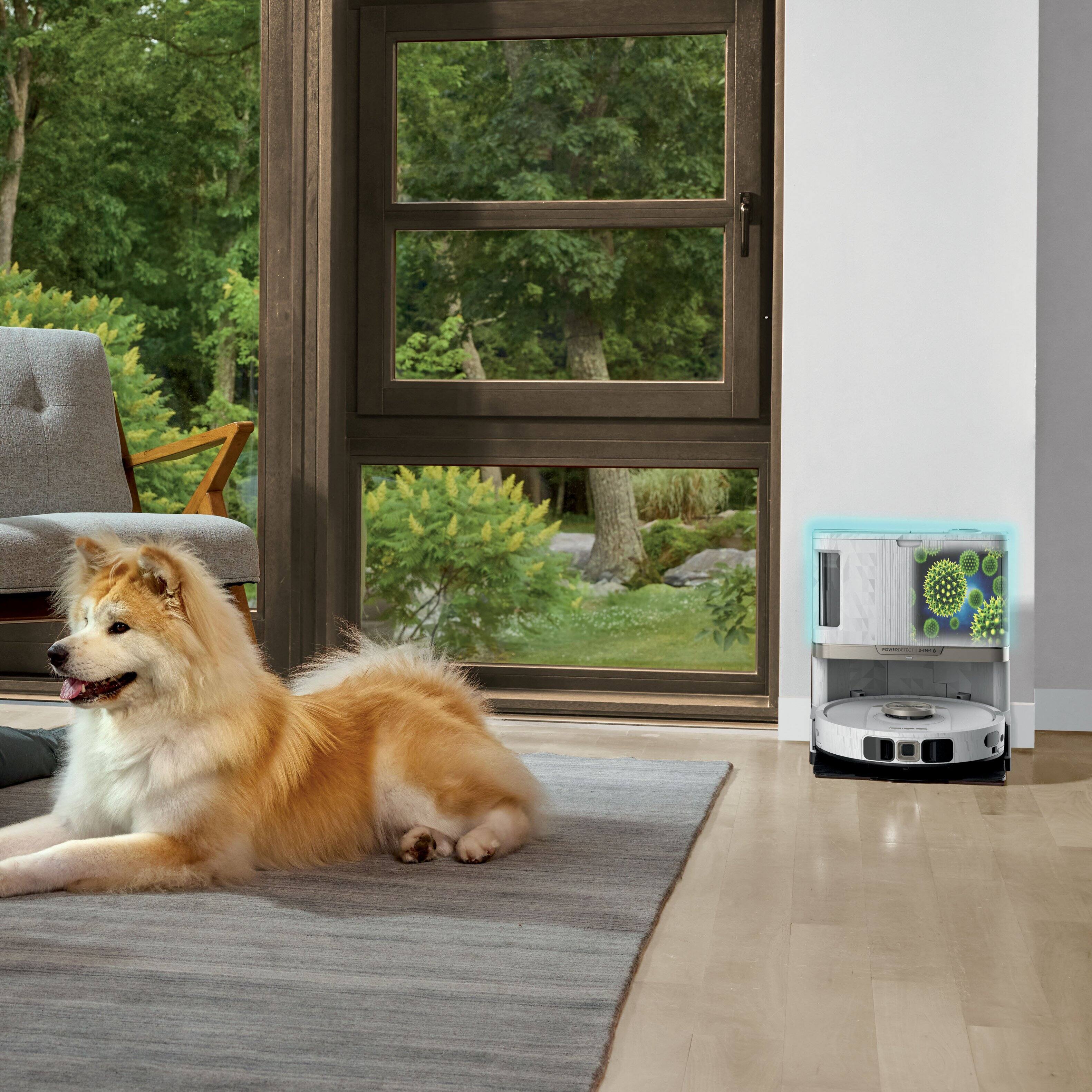 Alt View 1. Shark - Shark PowerDetect 2-in-1 Robot Vacuum and Mop with NeverTouch Pro Base - White.