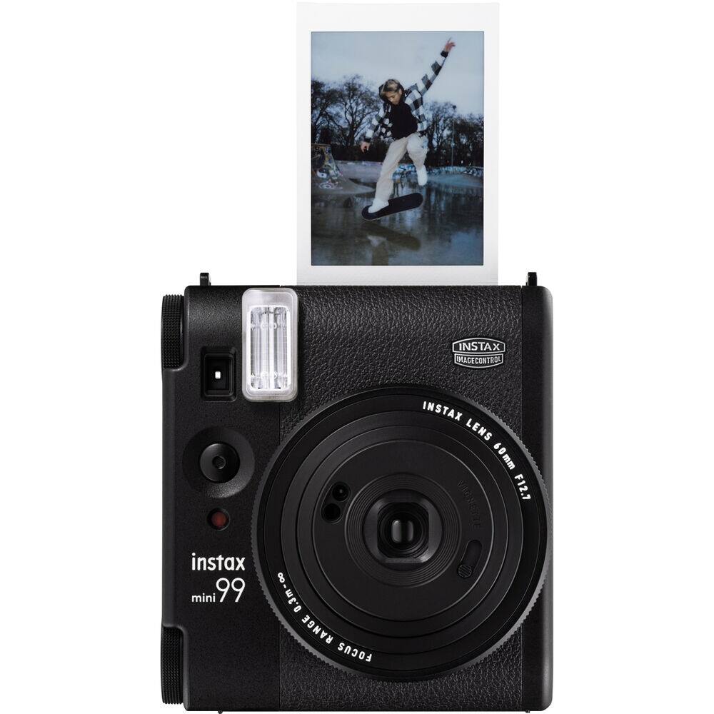 INSTAX x MAGECONTROL  
instax mini 99  
0.3m-∞ RANGE FOCUS  
INSTAX LENS 60mm F12.7  
VIGNETTE
