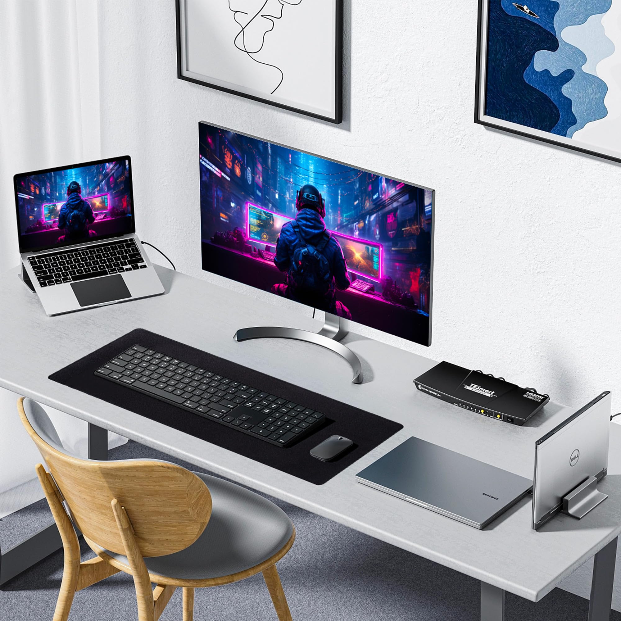 The text in the image appears to be a mix of letters and numbers. Here is the corrected and grouped version:

- CESD 1S31SE

The rest of the text seems to be random characters and does not form coherent words or phrases.