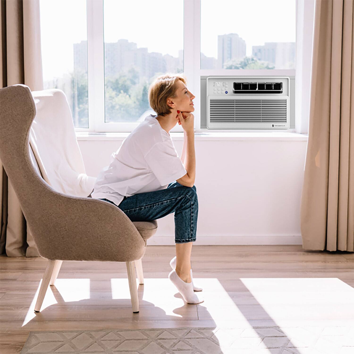 Alt View 9. Friedrich - 10,000 BTU 450 Sq Ft Inverter Air Conditioner - white.