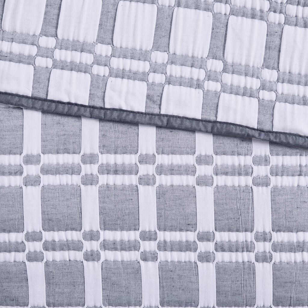 Alt View 5. Gracie Mills - Gracie Mills Jefferey Reversible Matelasse 3-Piece Coverlet Set - Grey.