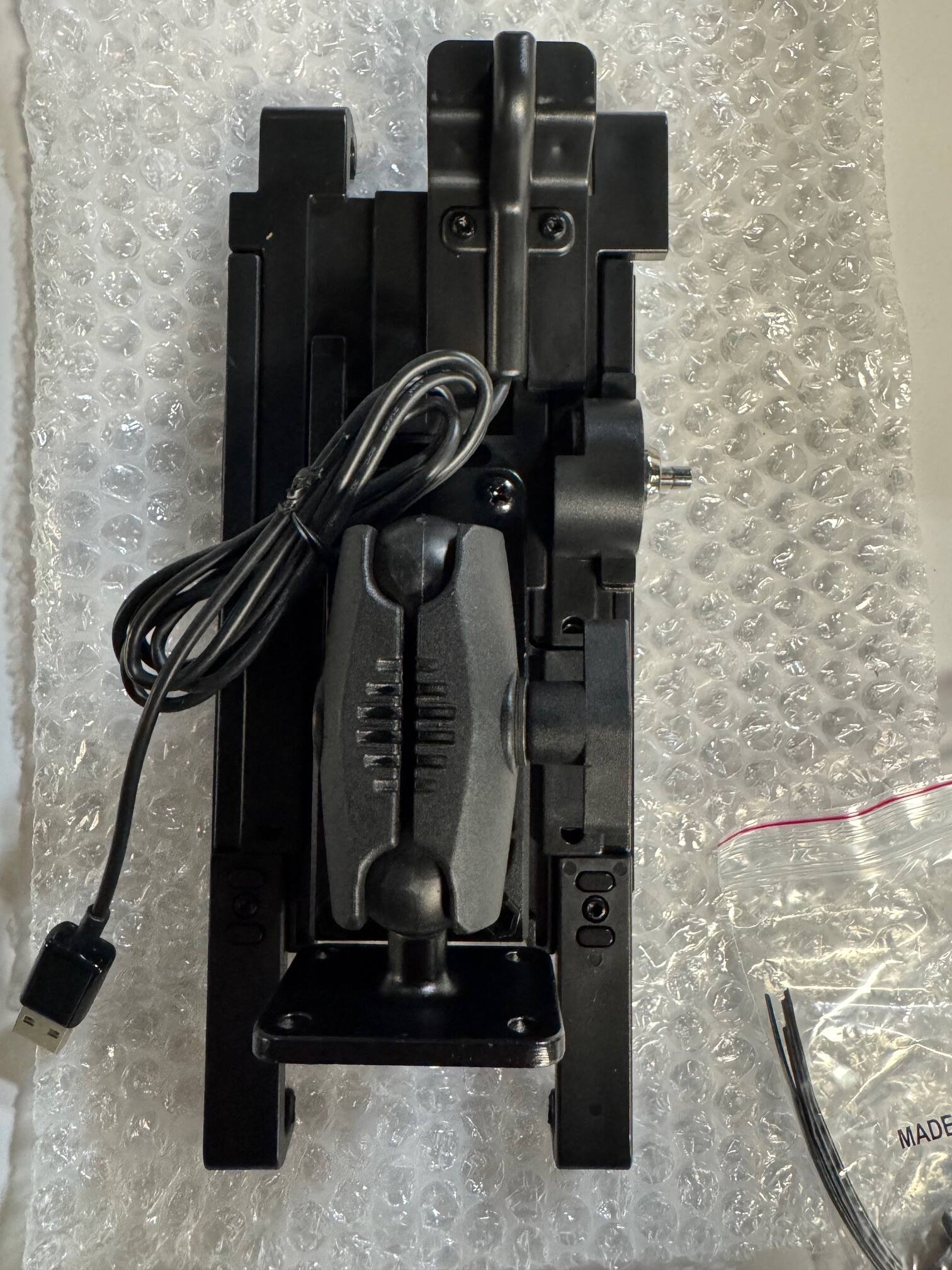 Back. Google - GPS LockBox Flex II Vehicle Mount & Cradle Kit For Samsung Galaxy Tab A WiFi 8″ (T380) - Black.