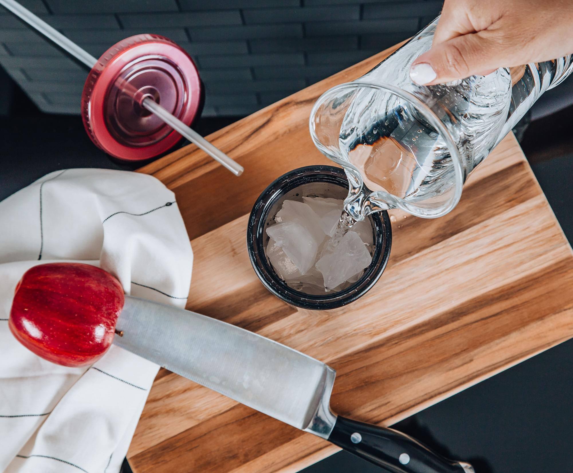 Alt View 2. Silver Buffalo - Halloween 2 Michael Myers Carnival Cup With Lid And Straw | Holds 20 Ounces - Red.