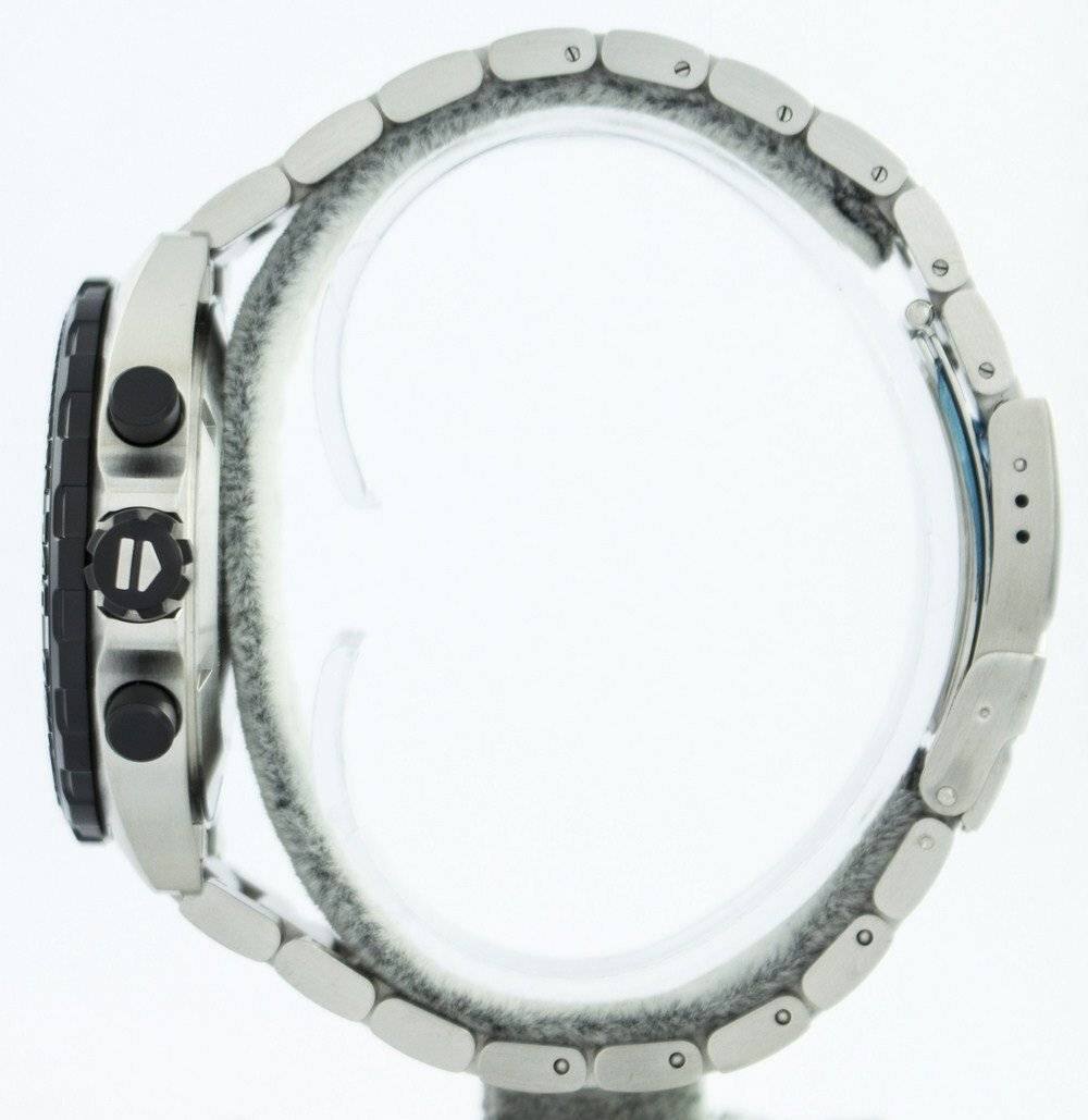 Left. TAG Heuer - Formula 1 Swiss Made Quartz Chronograph Tachymeter 200M CAZ1010.BA0842 Mens Watch - Silver, Black.