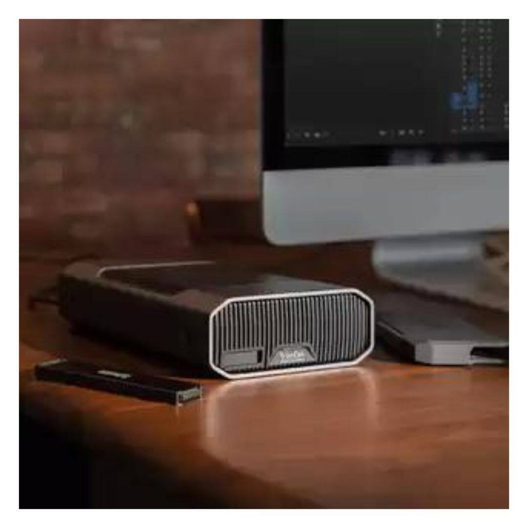 Angle. SanDisk Professional - SanDisk Professional 22TB G-DRIVE PROJECT Thunderbolt 3 External Hard Drive - Black.