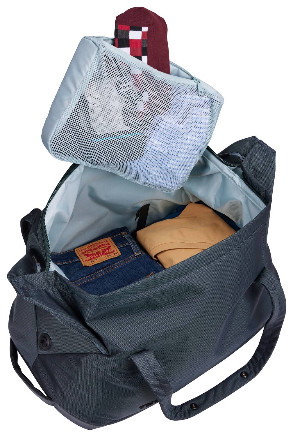 C 03 STRAUSS LEVI'S EORTNO AONDRAITH - AND THE