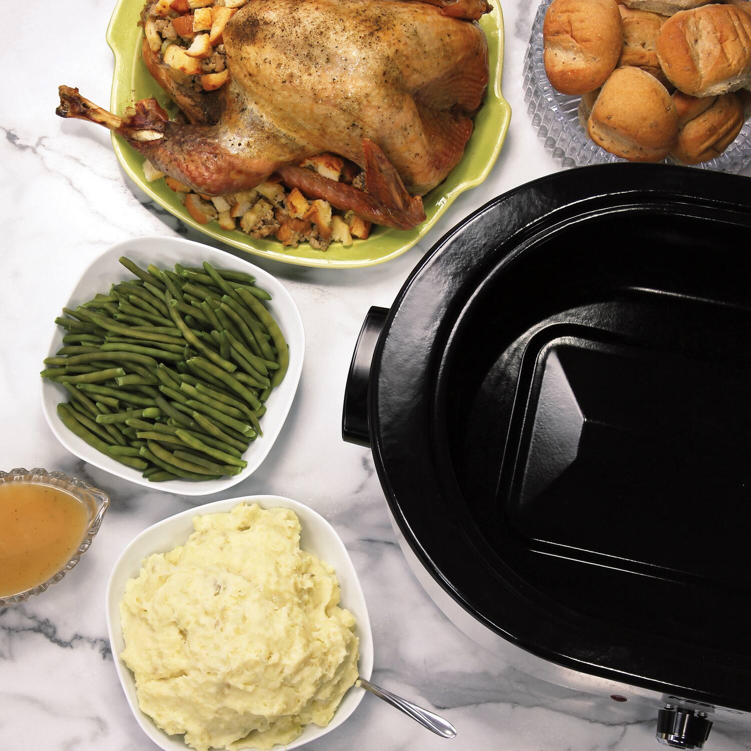 Alt View 9. Nesco - Nesco Mwr18-14 18-qt. 1,450-watt Roaster With Porcelain Cookwell (white) - white.