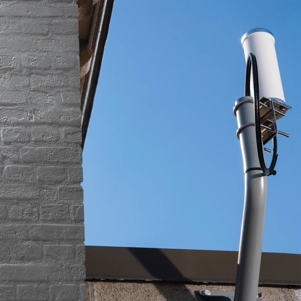 Alt View 14. weBoost - Office 100 Cellular Signal Booster Kit for Small Businesses or Warehouse Spaces between 8,000 - 25,000 sq. ft. - Black.