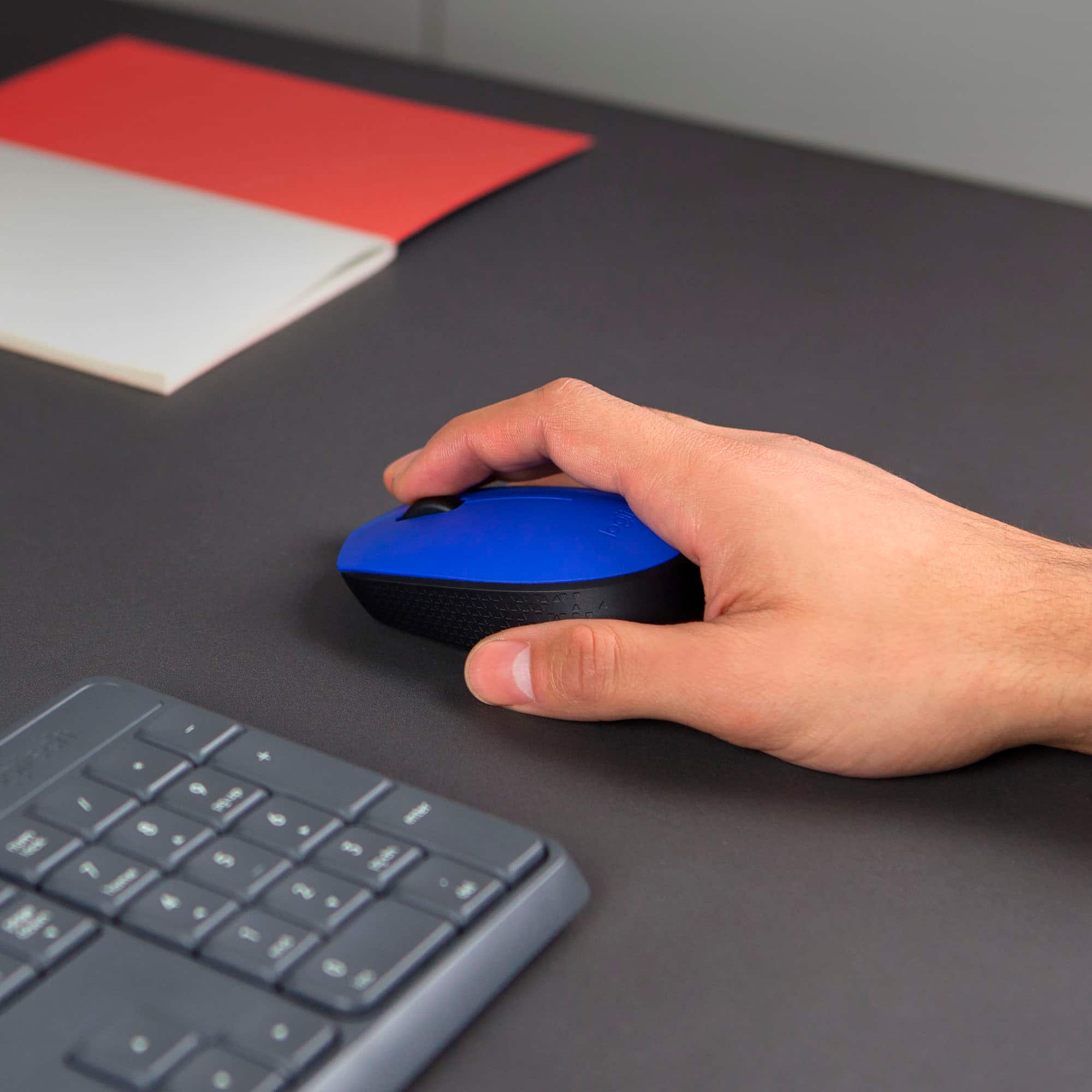 Alt View 12. Logitech - M170 Wireless Compact Optical Ambidextrous Mouse - Blue.