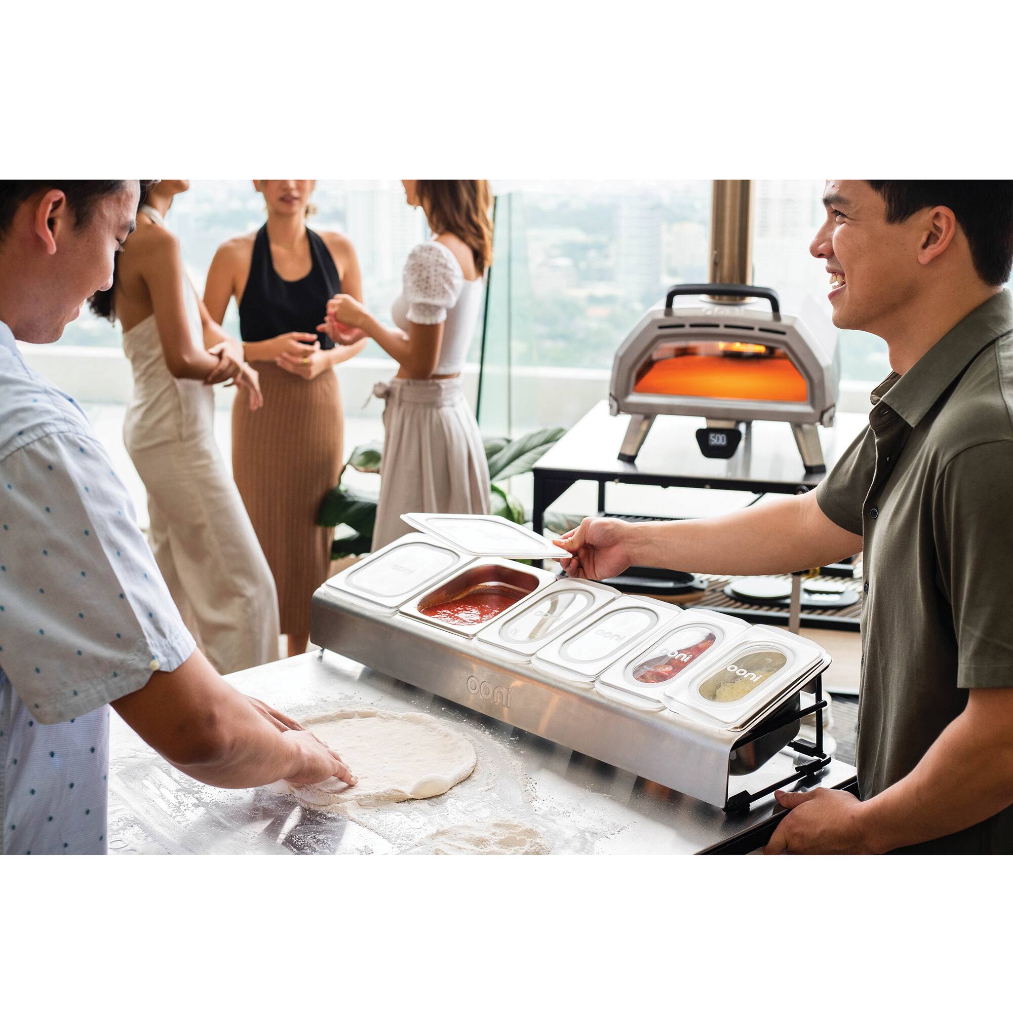 Alt View 35. Ooni - Karu 16 Multi-Fuel Pizza Oven - Black.