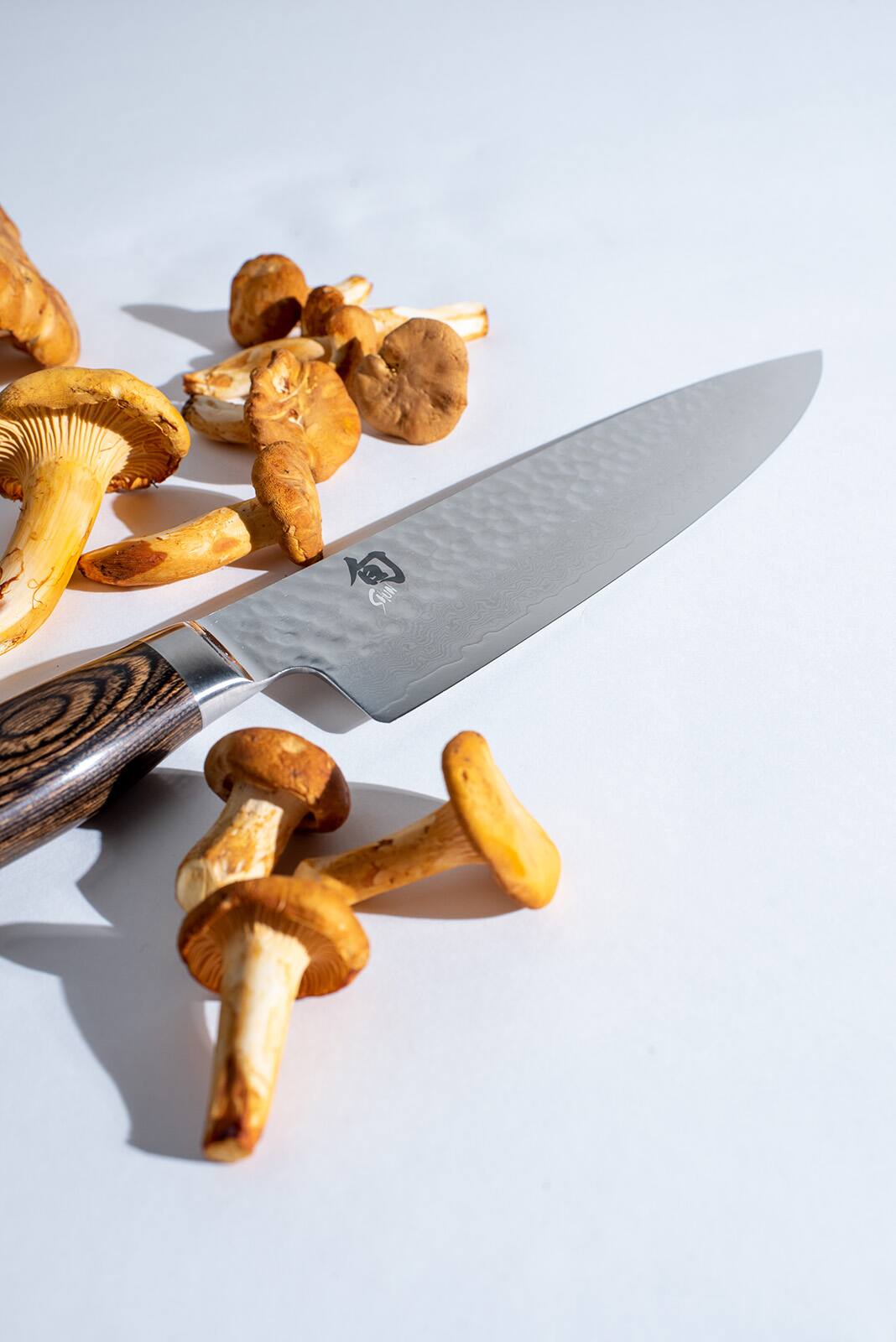 Alt View 3. Shun - Premier Chef's Knife, 8 Inch - Brown.