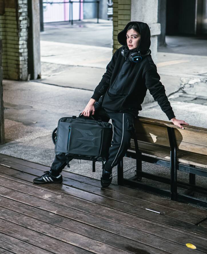 Alt View 5. Acer - Predator Robust Backpack - Fits 18" Laptop Expandable 30L Water-Repellent Anti-Theft Pocket Chest Strap - Black.