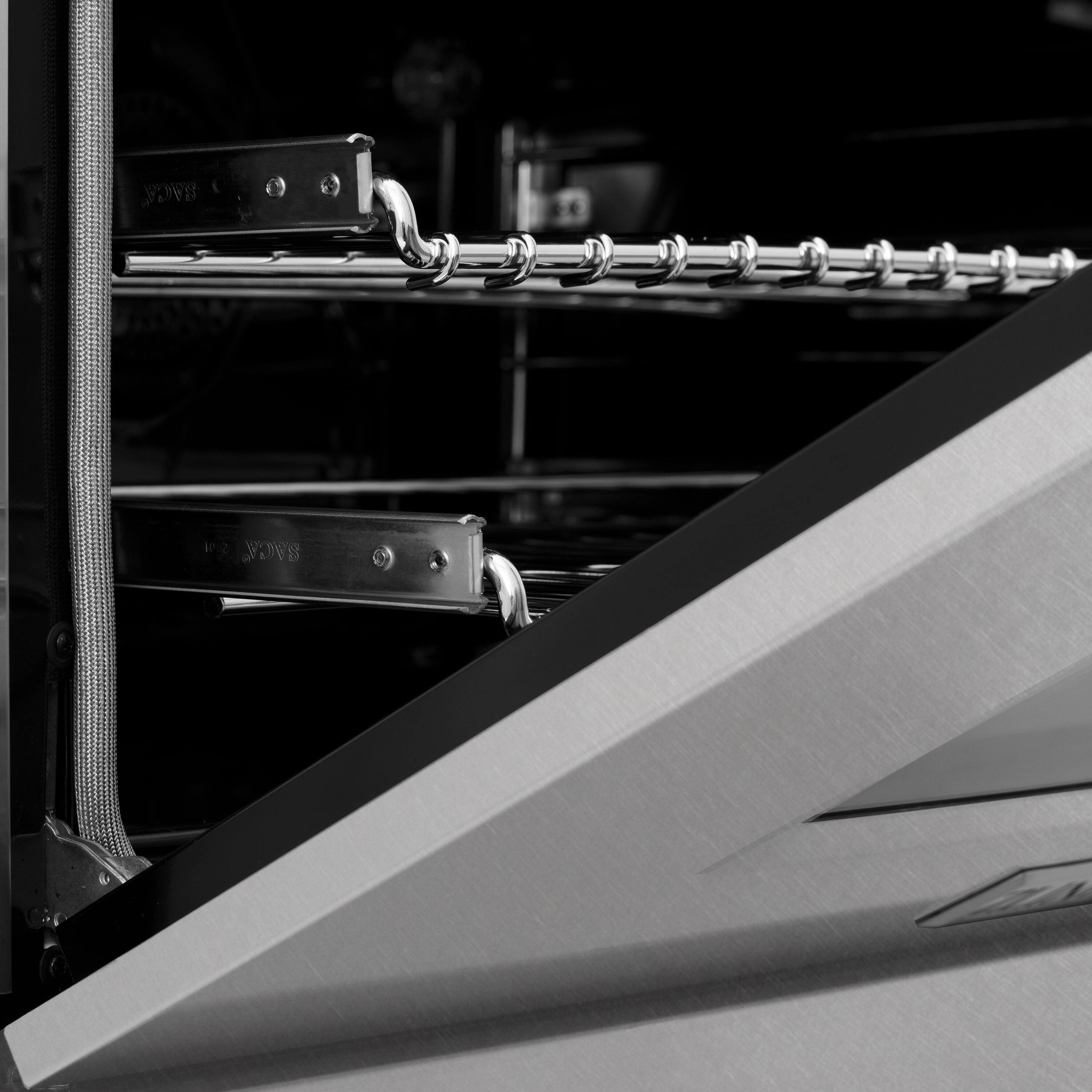 The text on the image is "BACK 102 SACA."