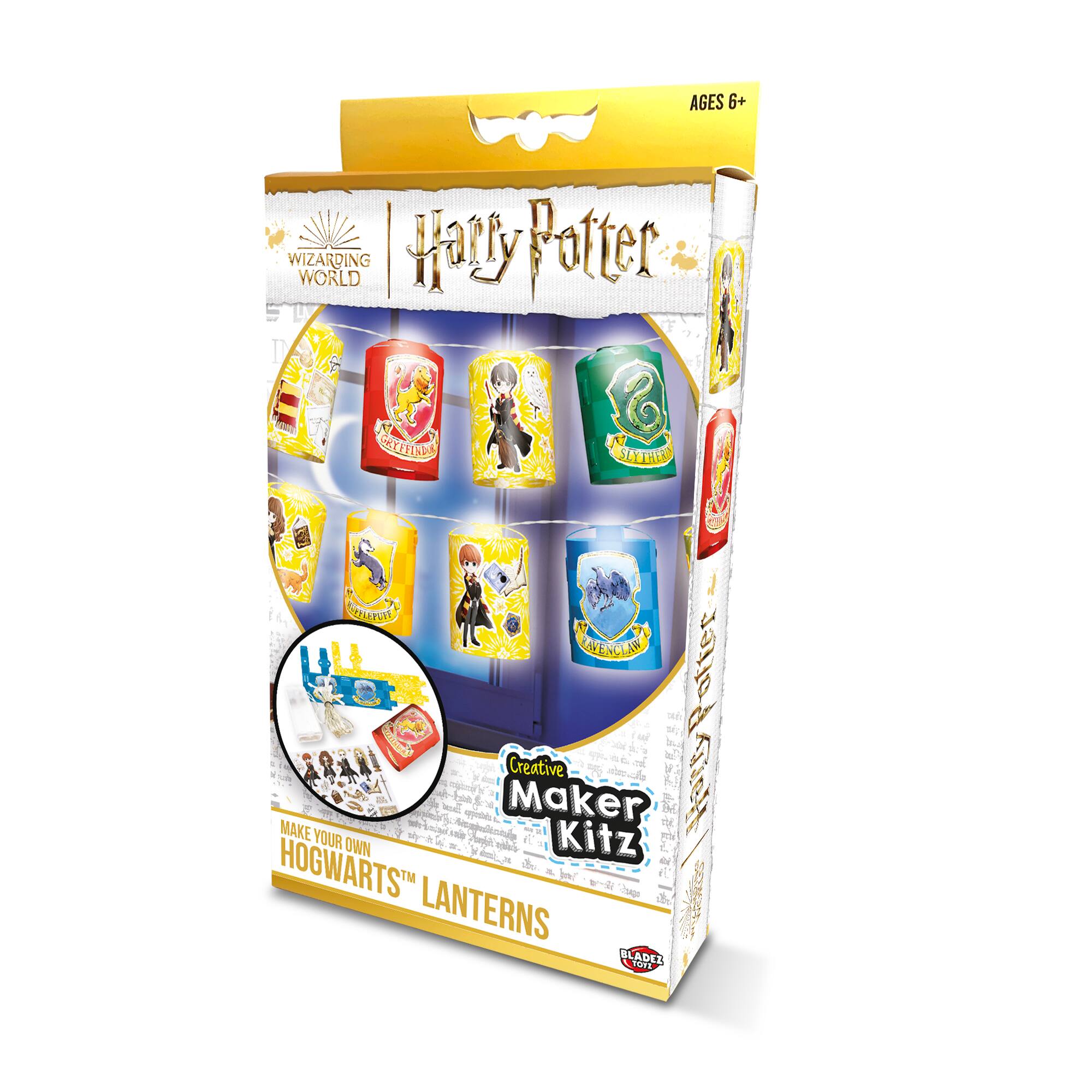 AGES 6+  
WIZARDING WORLD  
Harry Potter  
F 6 CTEMIN  
SLYTHERIN  
HUFFLEPUFF  
GRIFFINDOR  
RAVENCLAW  
Creative Maker Kit  
MAKE YOUR OWN  
HOGWARTS™ LANTERNS