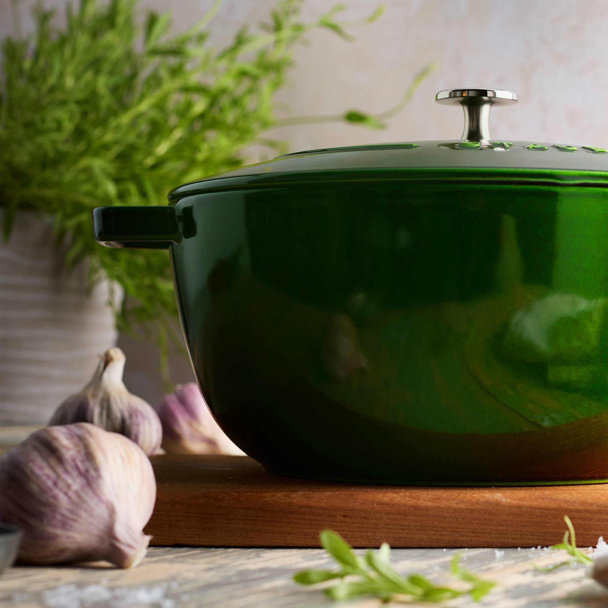 Alt View 1. Staub - Staub Cast Iron Essential French Oven, Dutch Oven, 5-quart, serves 5-6, Made in France - Basil - Basil.