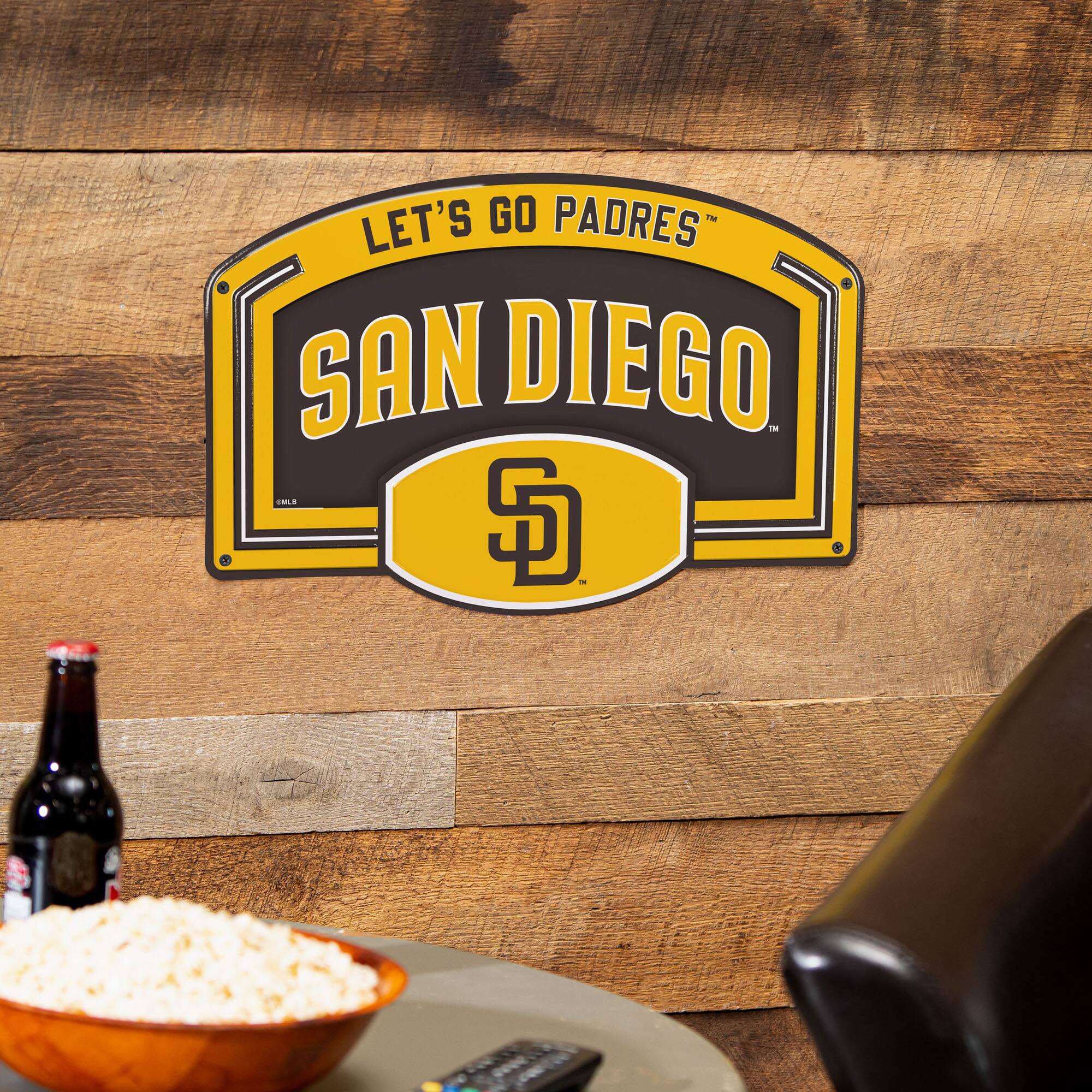 LET'S GO PADRES  
SAN DIEGO  
SD