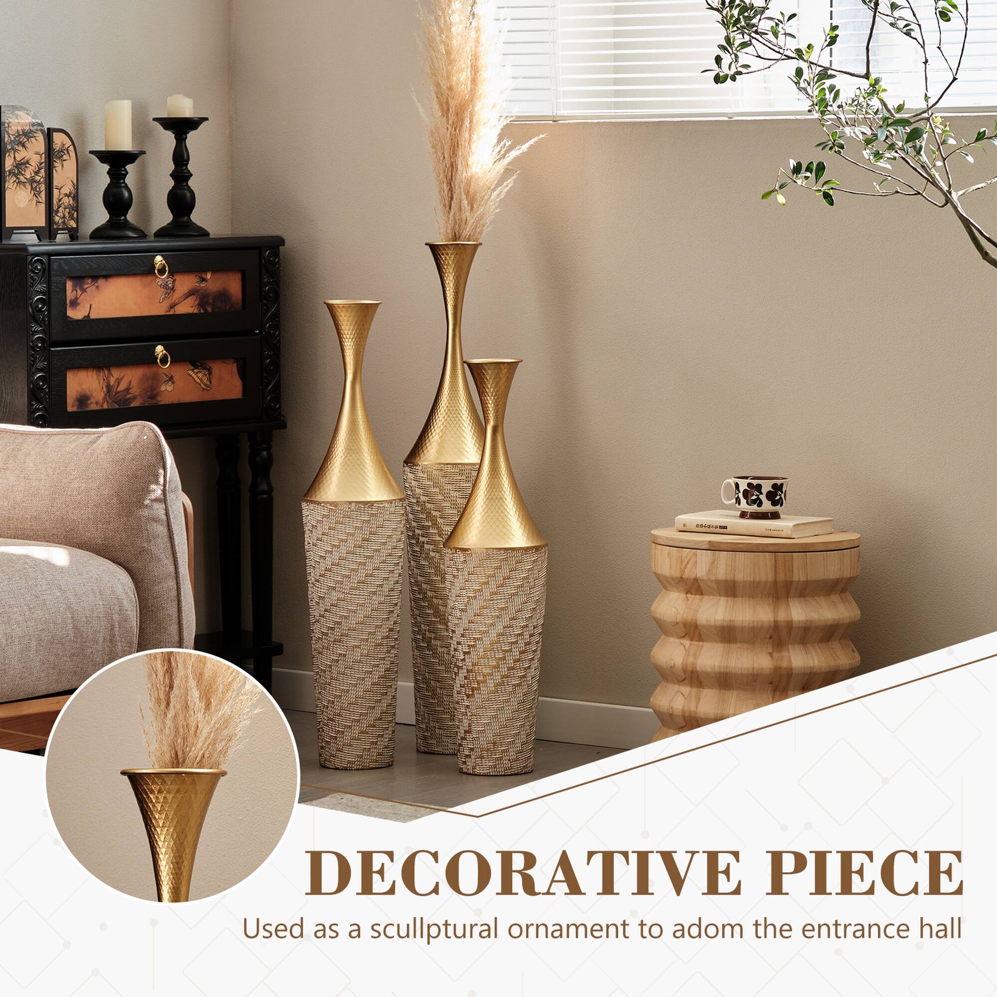 DECORATIVE PIECE  
Used as a sculptural ornament to adorn the entrance hall