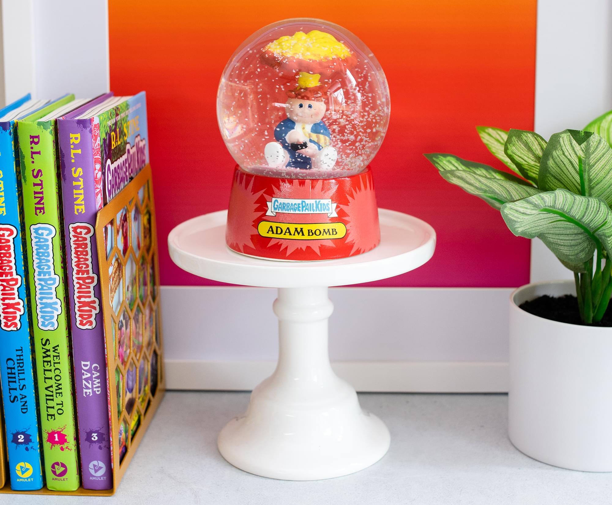 R.L. Stine  
Garbage Pail Kids  
Adam Bomb  
Chills and Thrills  
Smellville  
Welcome to Daze  
Camp  
2 1 3  
Garbage Pail Kids  
Adam Bomb  
Amulet