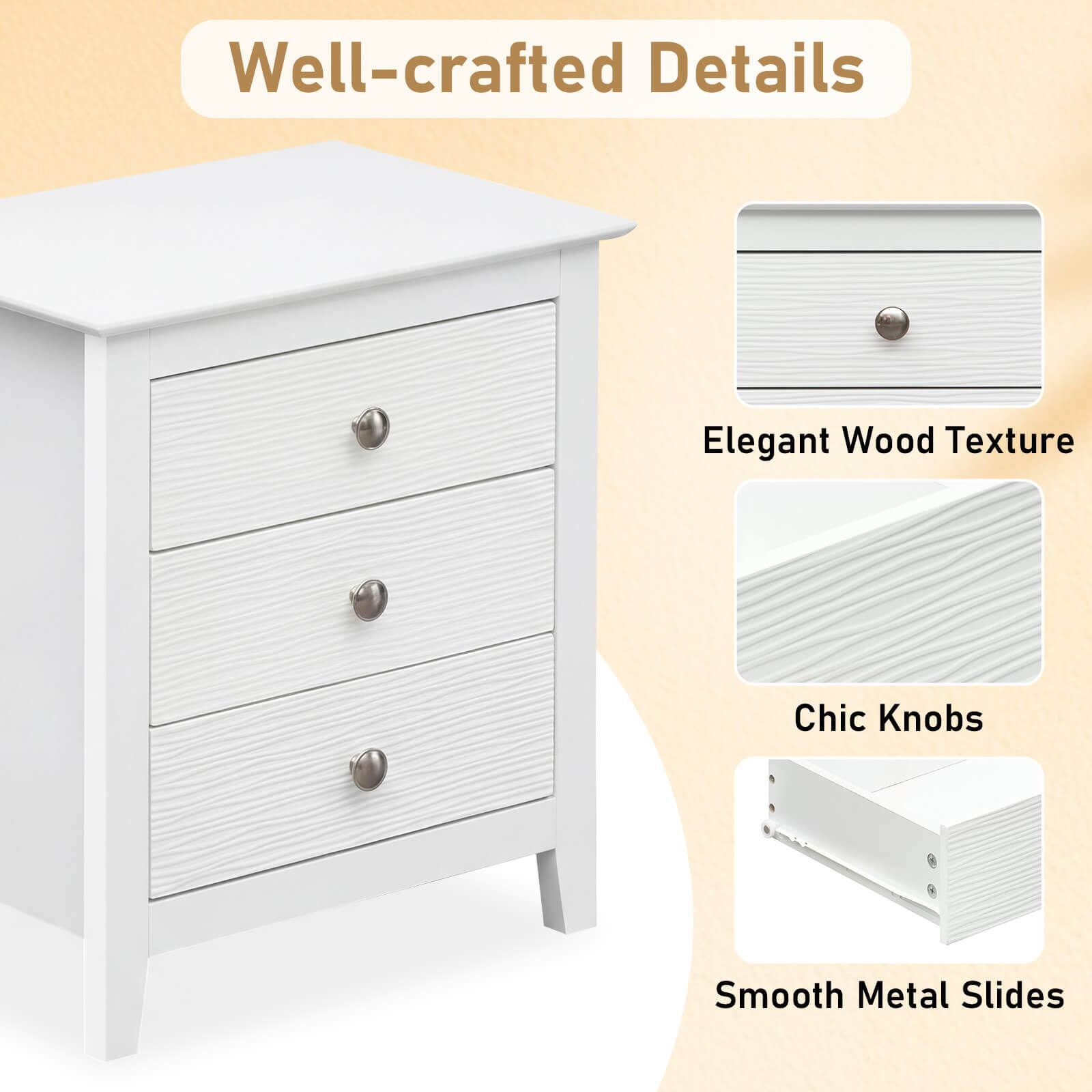 Well-crafted Details  
Elegant Wood Texture  
Chic Knobs  
Smooth Metal Slides