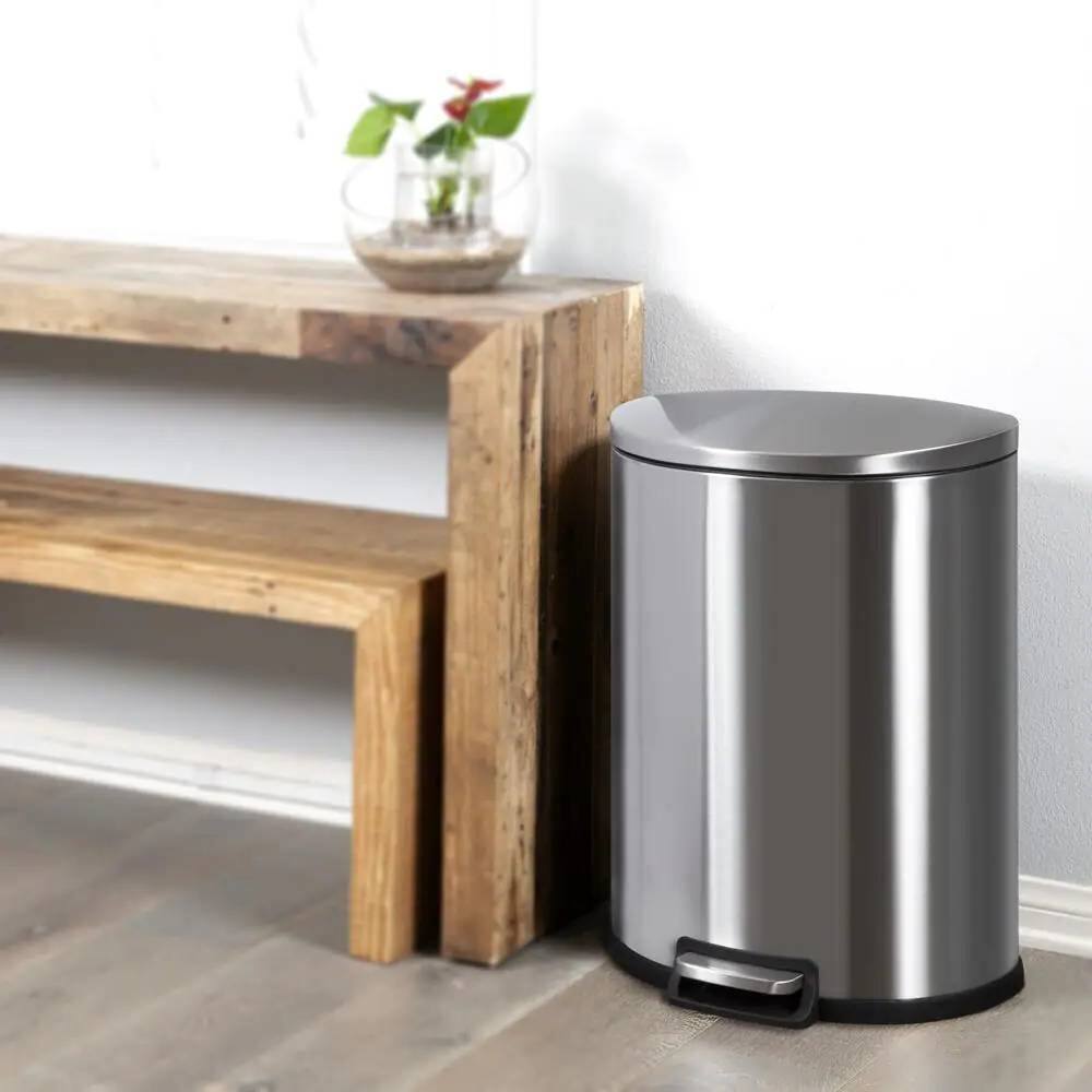 Left. Hivvago - 13-Gallon Step-on Stainless Steel Kitchen Trash Can with Removable Bucket Liner - Silver.