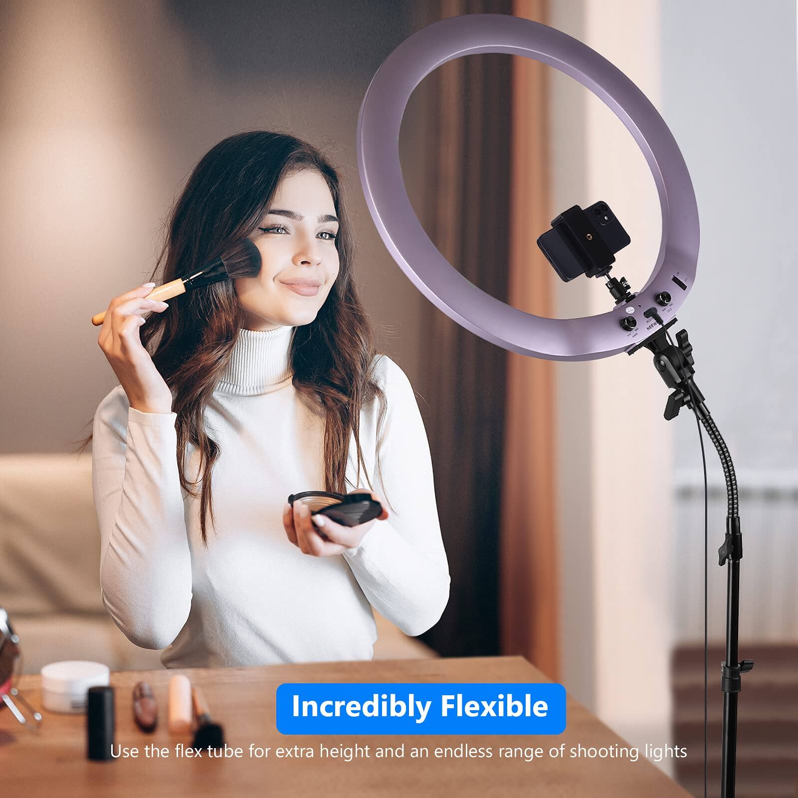 Incredibly Flexible  
Use the flex tube for extra height and an endless range of shooting lights