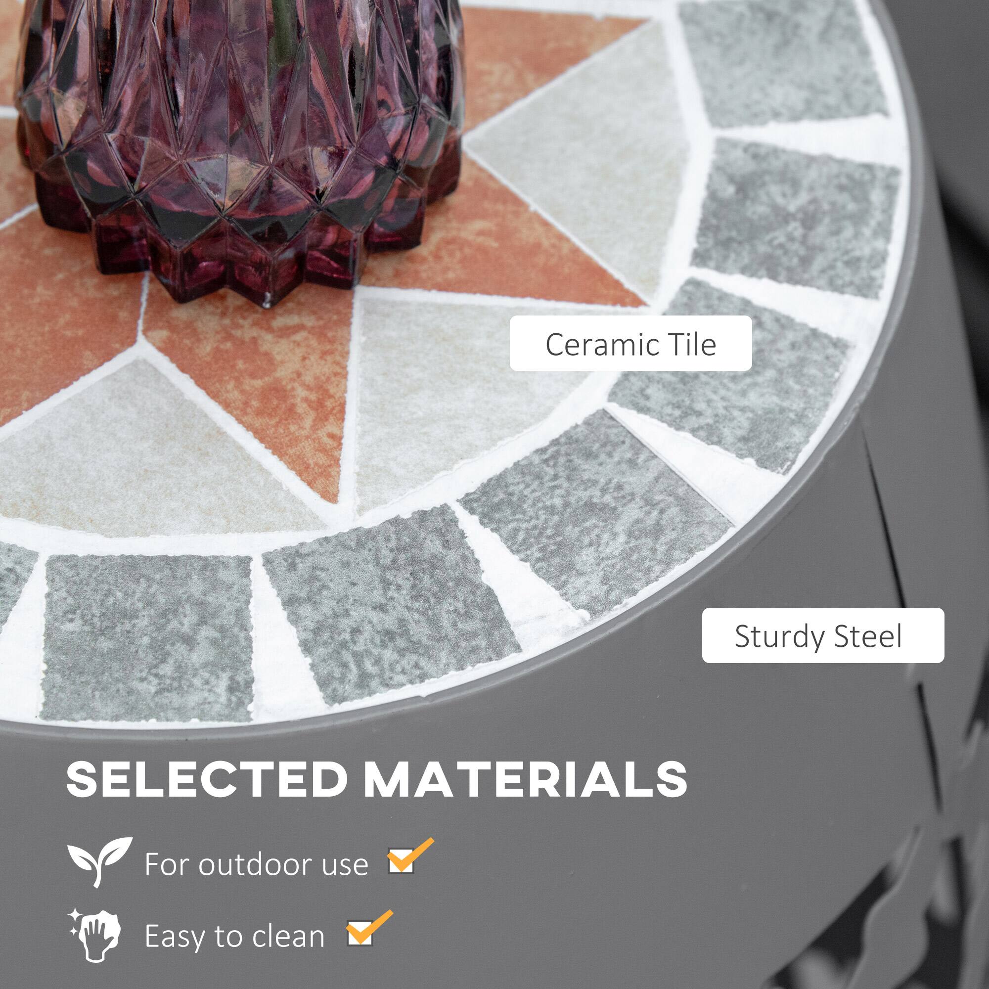 SELECTED MATERIALS
Ceramic Tile
Sturdy Steel
For outdoor use
Easy to clean