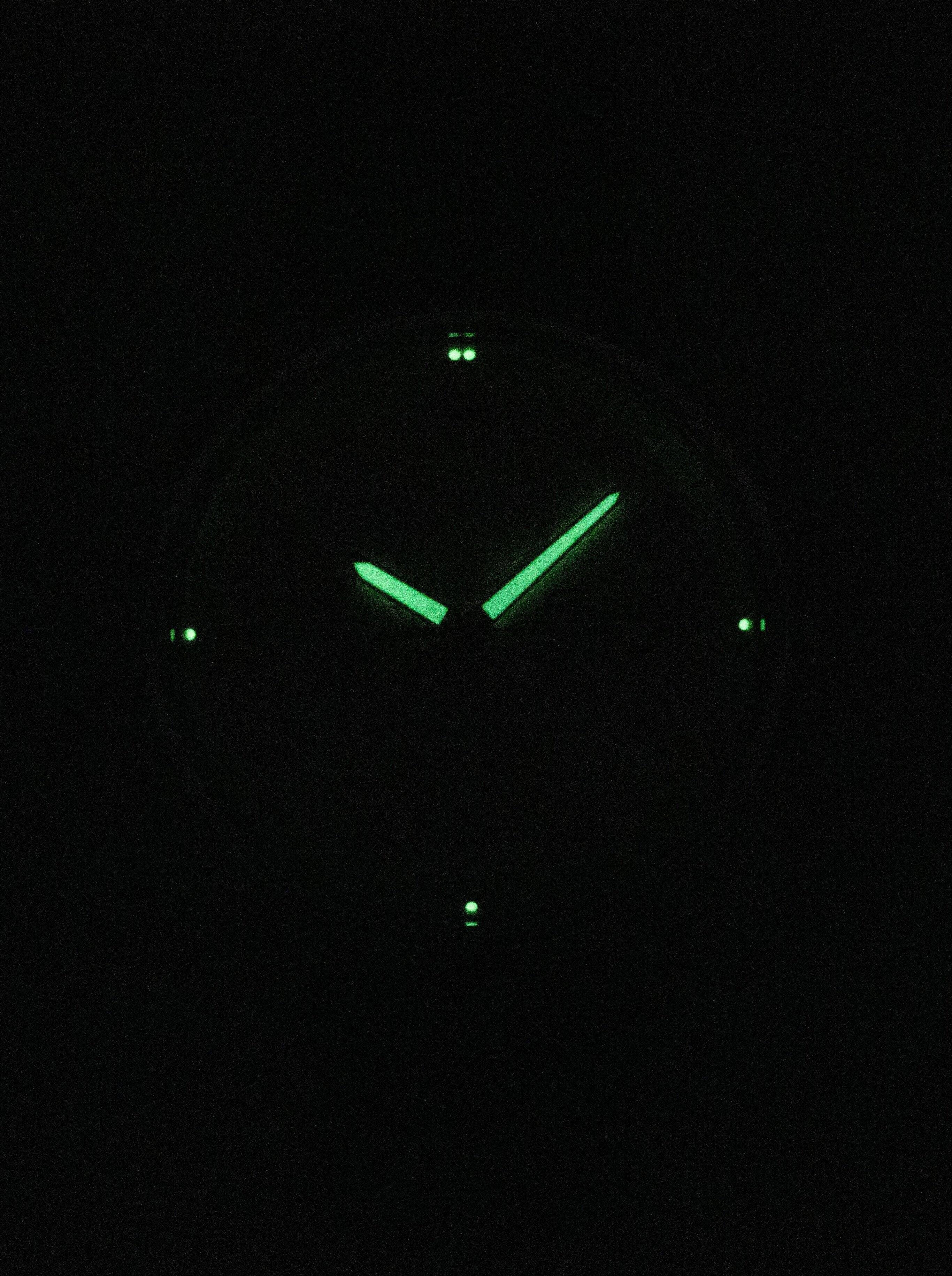 Angle. Casio - Edifice Analog Standard Chronograph Leather Strap Salmon Dial Quartz EFV-610EL-5A 100M Men's Watch - Silver and black.