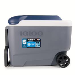 Igloo - MaxCold 40 Qt Rolling Cooler - Carbonite/Aegean Sea Blue