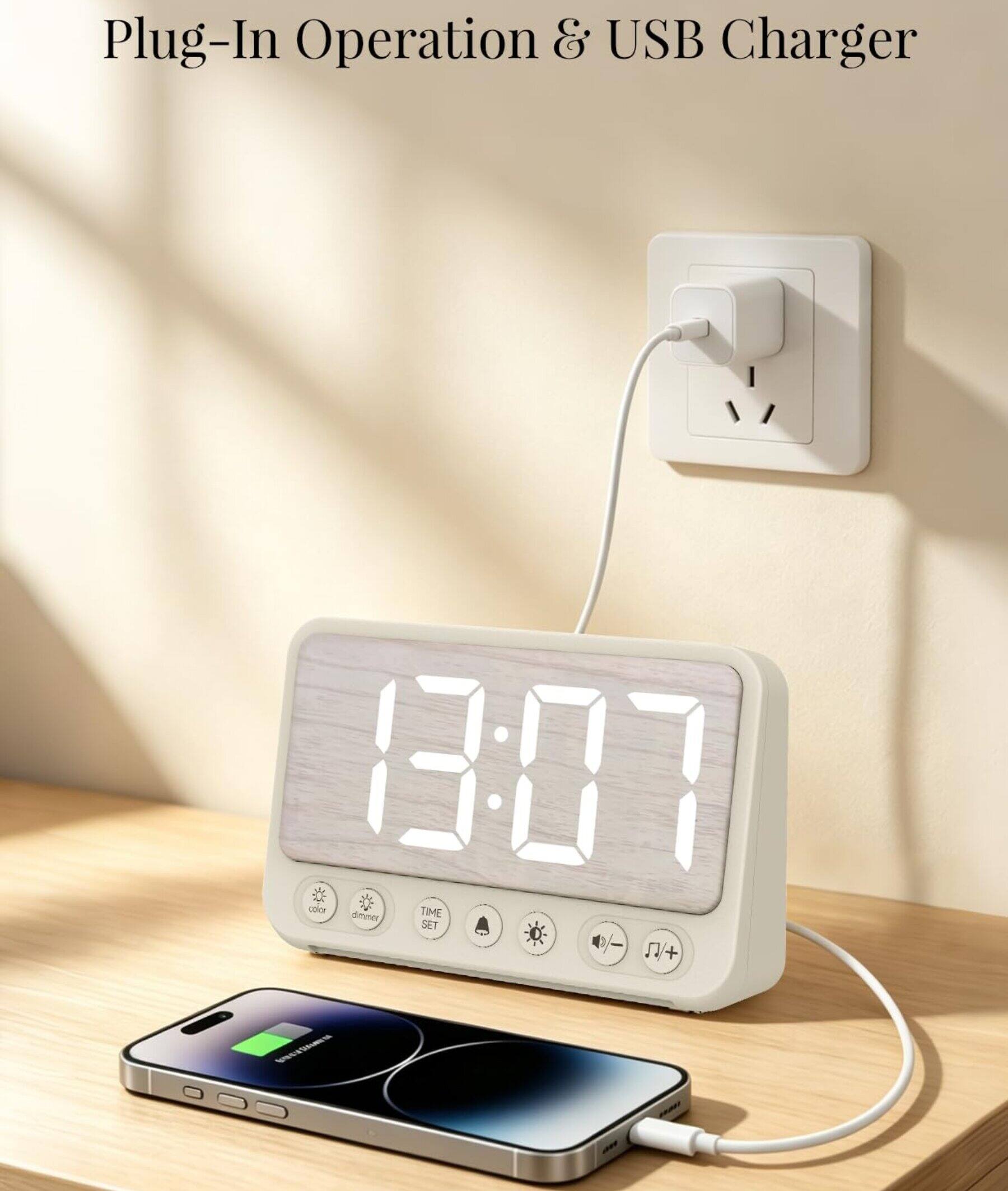 Plug-In Operation & USB Charger

13:07

color TIME dmnor SET /+