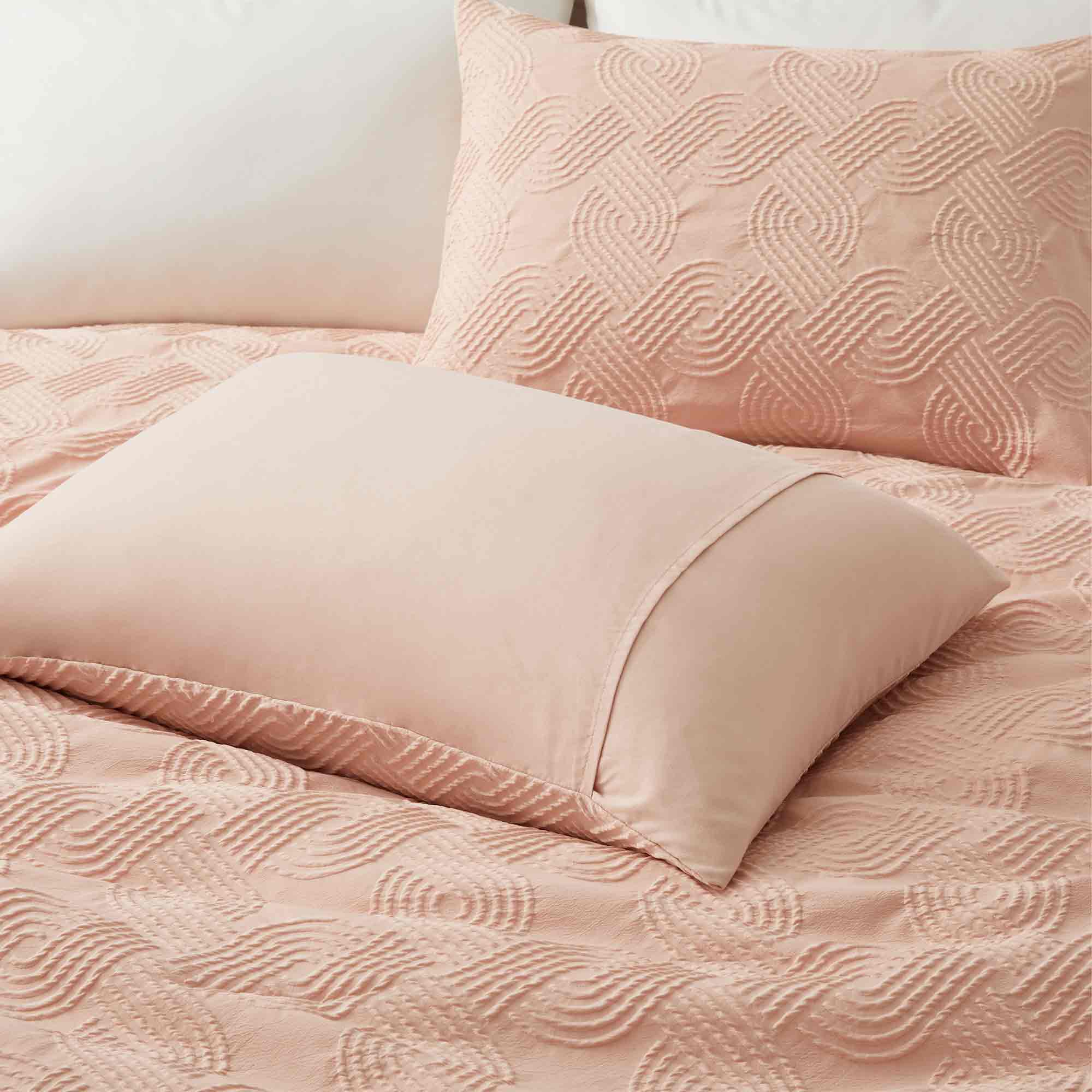 Alt View 1. Peace Nest - Peace Nest 3-Piece Bubble Textured Seersucker Comforter Set, All Season Down Alternative Bedding, Pink, Full/Queen - Pink.