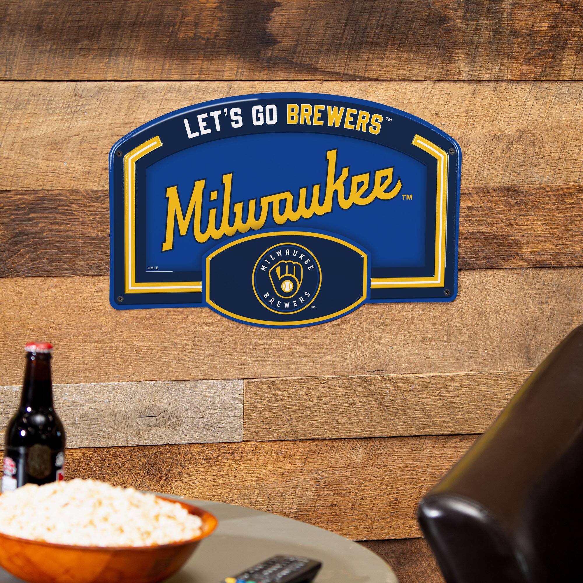 LET'S GO BREWERS™  
Milwaukee™  
MILWAUKEE BREWERS™