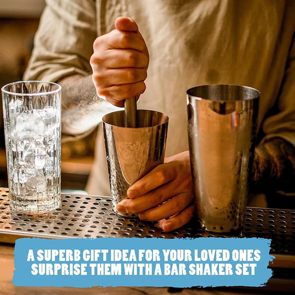 A SUPERB GIFT IDEA FOR YOUR LOVED ONES  
SURPRISE THEM WITH A BAR SHAKER SET
