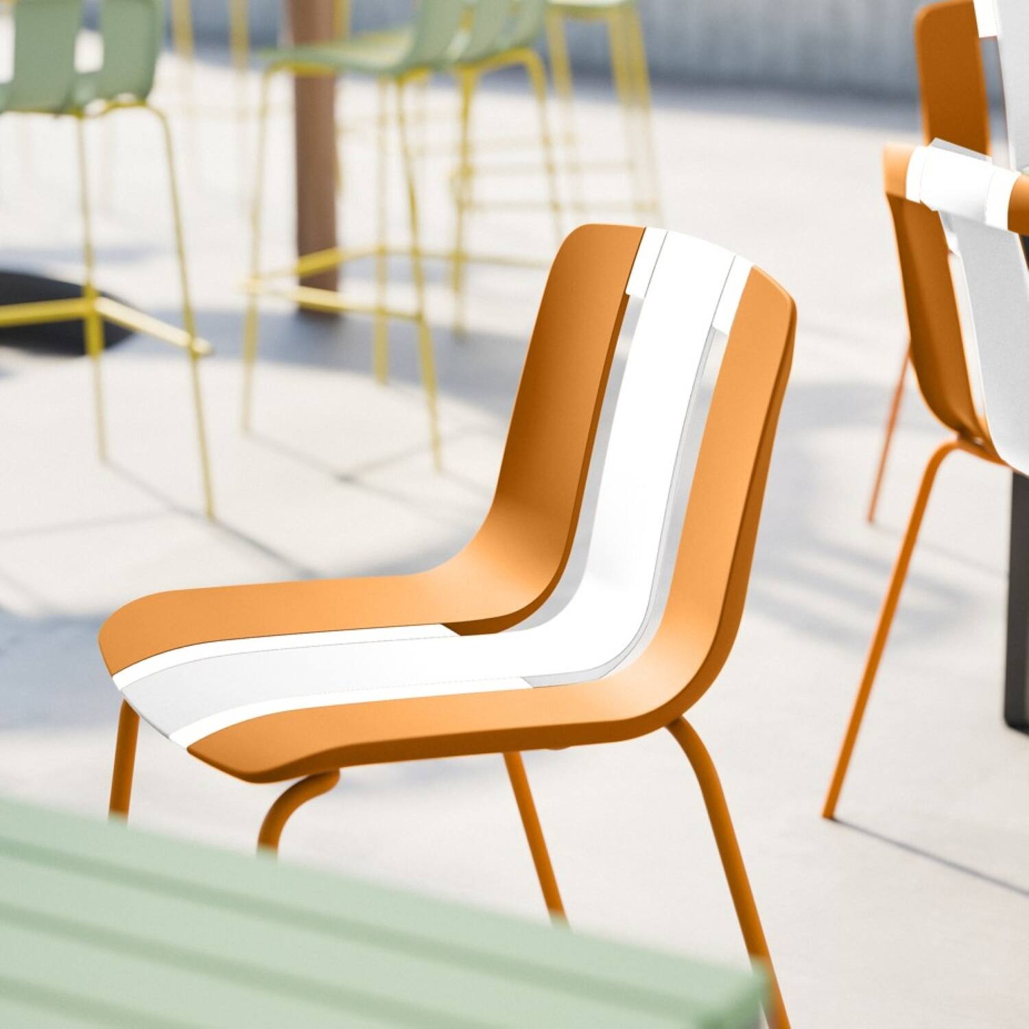 Left. Mondawe - 4-Pack Modern Striped Color Block Chairs – PP Plastic Seat & Sturdy Metal Legs - Orange,White.