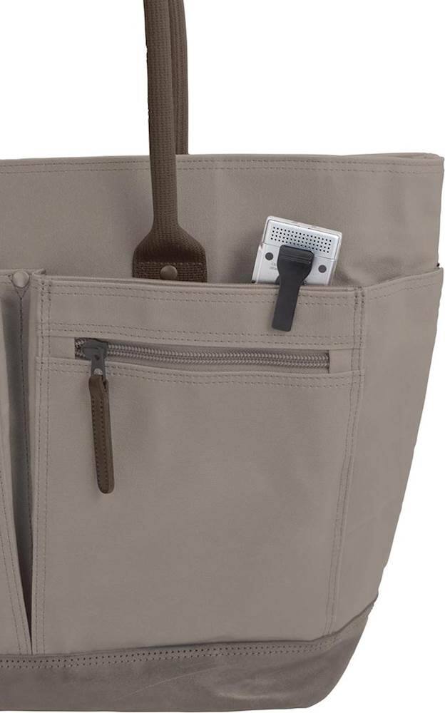 Alt View 18. Olympus - Digital Voice Recorder - Silver.