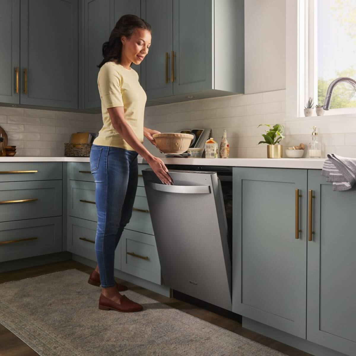 Alt View 6. Whirlpool - Whirlpool - Quiet Dishwasher with Boost Cycle and Pocket Handle .- Fingerprint Resistant - Stainless Steel - Fingerprint Resistant Stainless Steel.