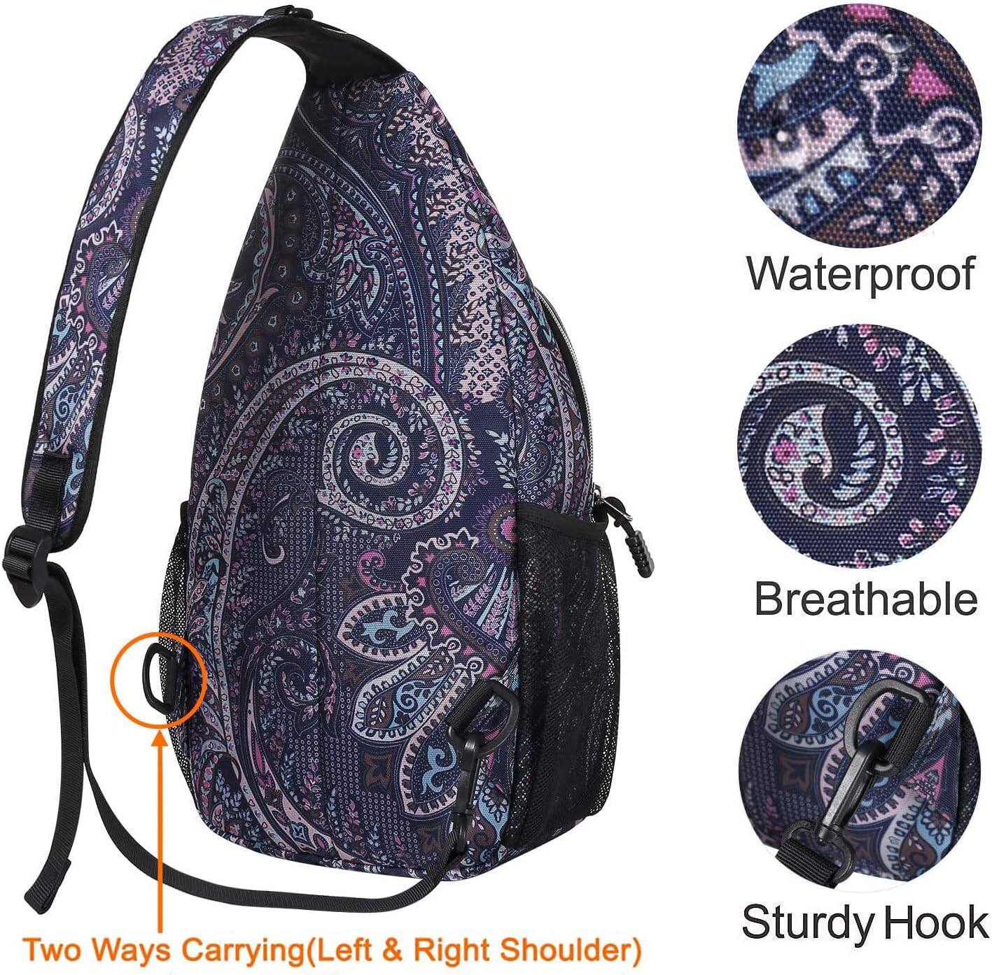 Waterproof  
Breathable  
Two Ways Carrying (Left & Right Shoulder)  
Sturdy Hook