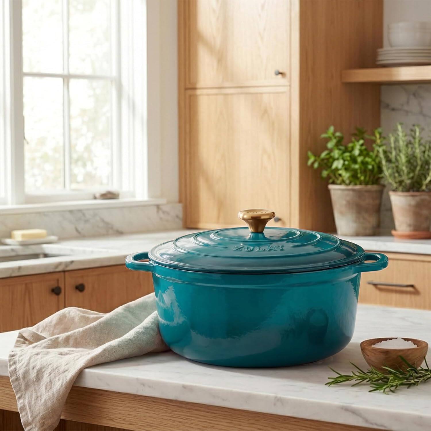 Angle. Zulay Kitchen - Zulay Kitchen 6 Quart Enameled Cast Iron Dutch Oven Pot with Lid – Premium Durability & Oven Safe up to 500°F - Emerald.
