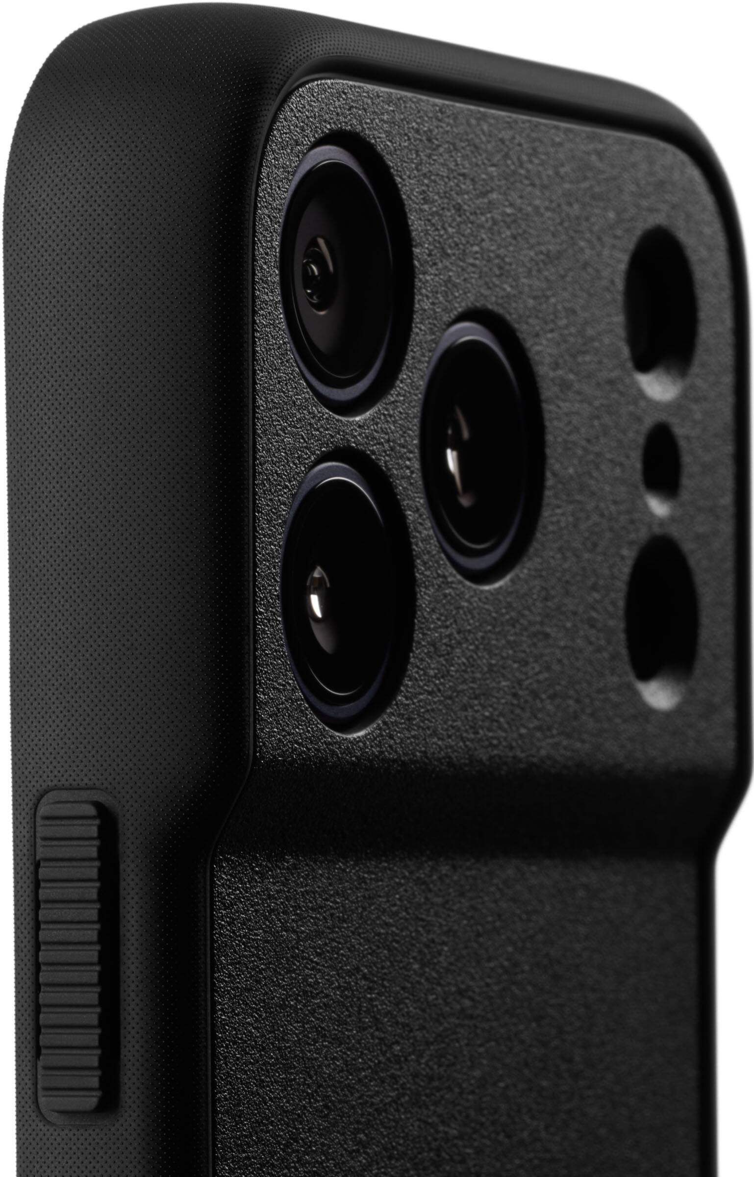 Alt View 4. dbrand - Grip Case with MagSafe for Apple iPhone 18 Pro Max / iPhone 17 Pro Max - Black.