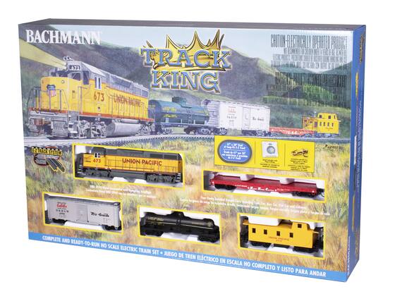 BACHMANN
TRACK KING
BACHMANN BE 673 TRACK KING 673 F
- Vha Uarer - - DERGW Ro - Gond I
CHUTION FLEGTRICALLY OPERTED PROOUCT N DE HETRC C EI
IX CON E-ZTRACK SYSTEM 673 UNION PACIFIC 4 3 Fvdl ol Soop-Fit 1- Trad Ovale de 47 per 3 - cdes de 1-2 prodsin Ta - - TouS Wene - - - - su - - - - - - Cen Tmater - I - e - - o - - - PLERROS
Genba - END GP40 Diesel Locomotiva with ed EMD GP40 Compfieg Resllight -0 E deeters 1 endende Rio Grande UILE IPERP - C Four Finely Detoilled Couire furgnes de Freight Cars corgo de inclede 9 Fook exqulsito detals Cer, Box Cer, Flet Car indoyende furpie Tongee, and Caboote fergie cerroda lurge pleno 1 forgin de cla