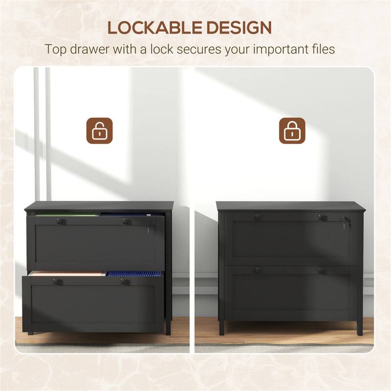 LOCKABLE DESIGN  
Top drawer with a lock secures your important files