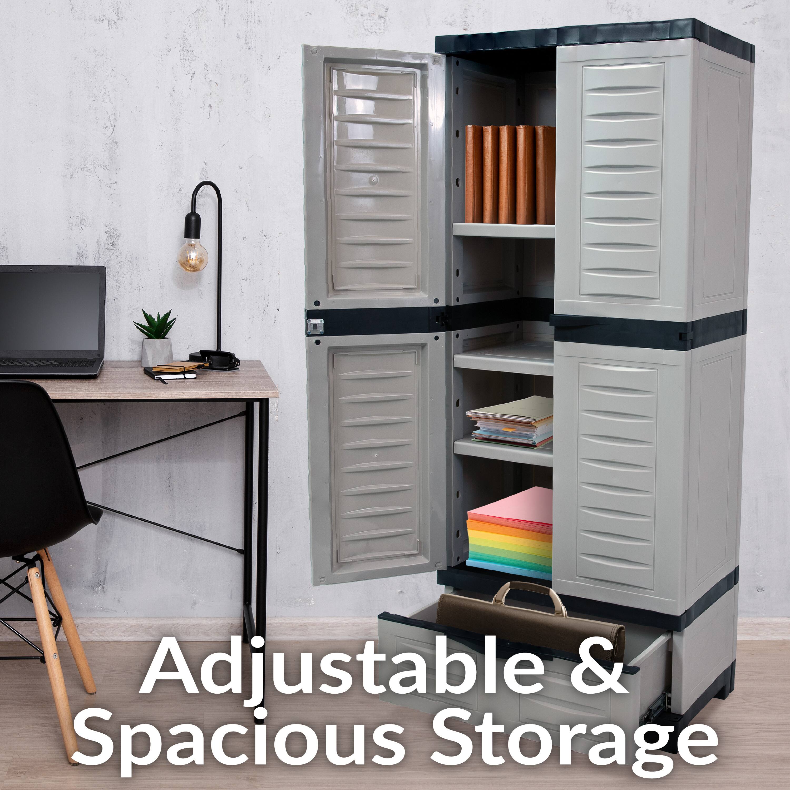Adjustable & Spacious Storage