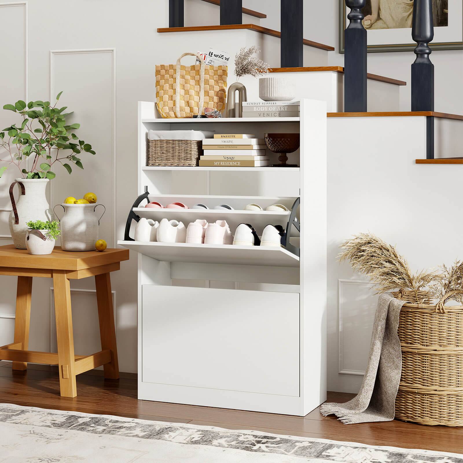 Sure, here is the corrected and grouped text from the image:

**Books:**
- Sunday Supper
- Body of Art
- Verge
- The Resilience of Things
- My Residence

**Other Text:**
- Los Angeles Magazine