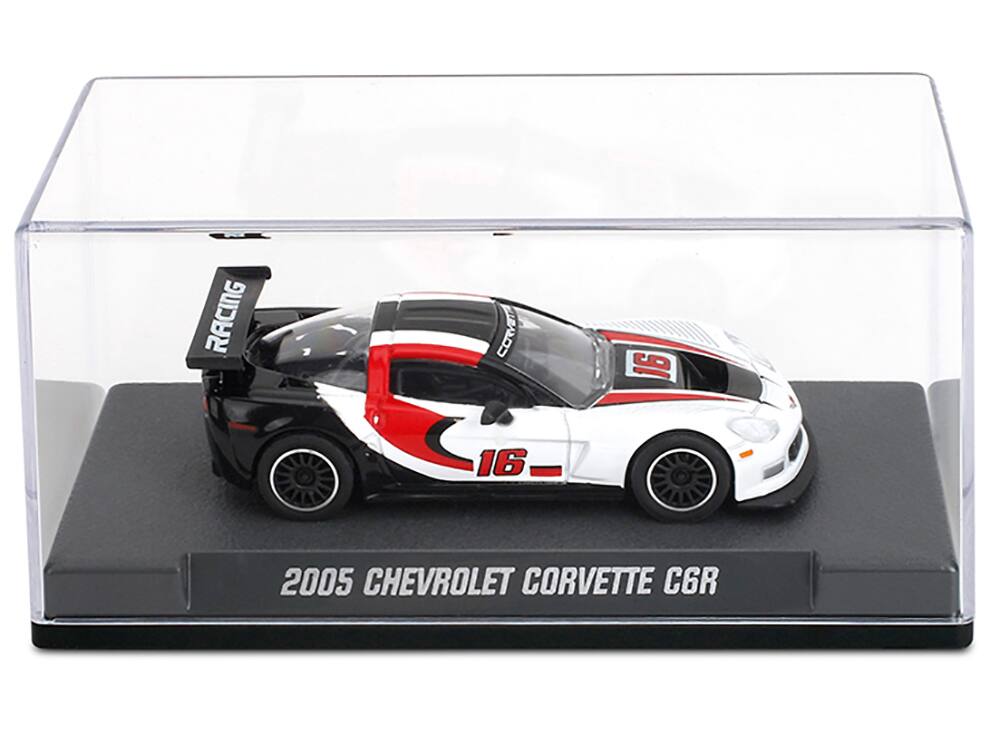 RACING  
16  
16  
2005  
CHEVROLET CORVETTE C6R