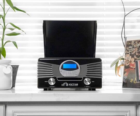 Alt View 1. Victor Audio - Victor Diner 7-in-1 Turntable Music Center - Black.